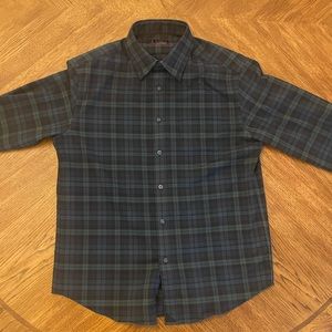 UNTUCKit Wrinkle-Free Performance Flannel